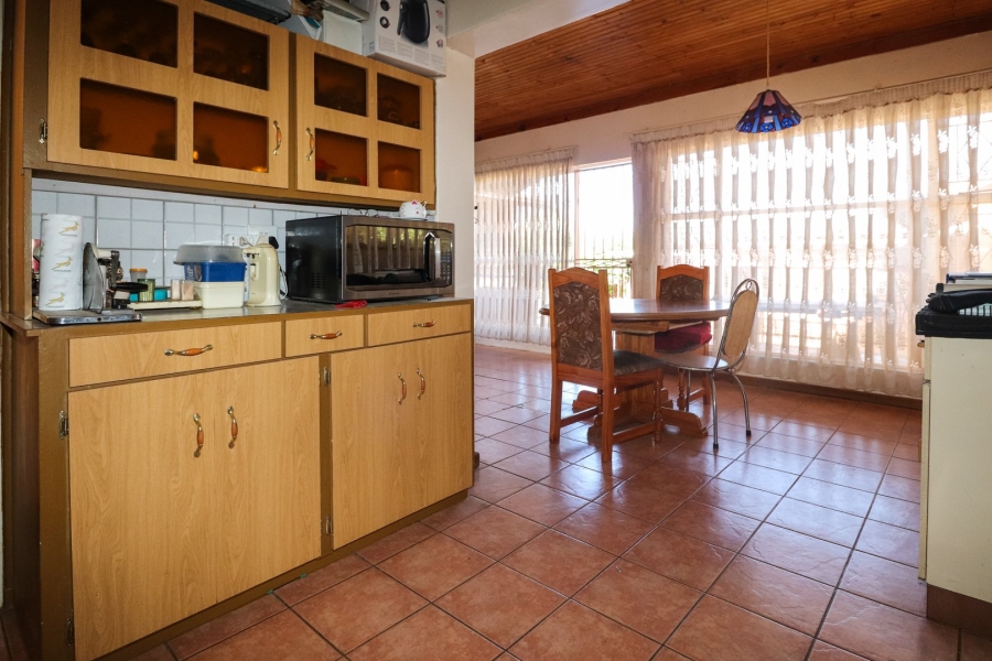 4 Bedroom Property for Sale in Flimieda North West